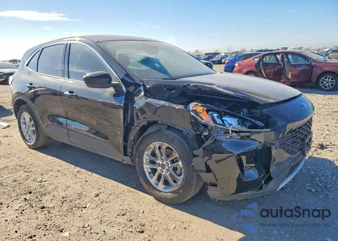 2020 Ford Escape Se z USA, uszkodzony, nr VIN 1FMCU0G66LUC25379